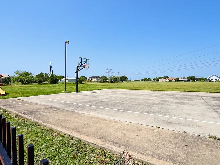 234 Bayne Rd #B — Photo 15