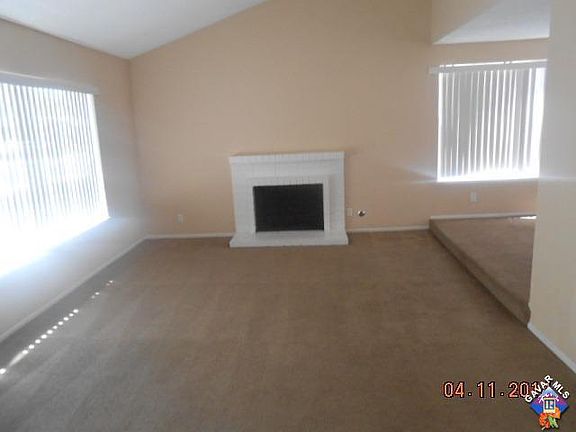 3rd image of 701 E Avenue J4 #E