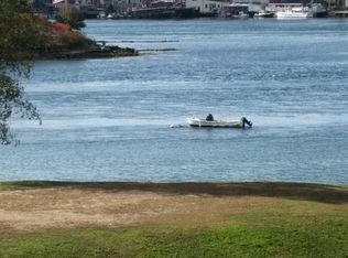 3 Langton St, Kittery, ME 03904