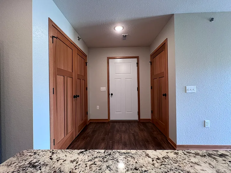 3253 Gateway Dr — Photo 6