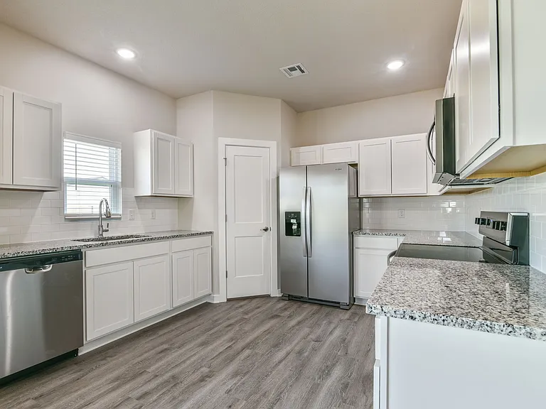 9212 E Hurst St — Photo 14
