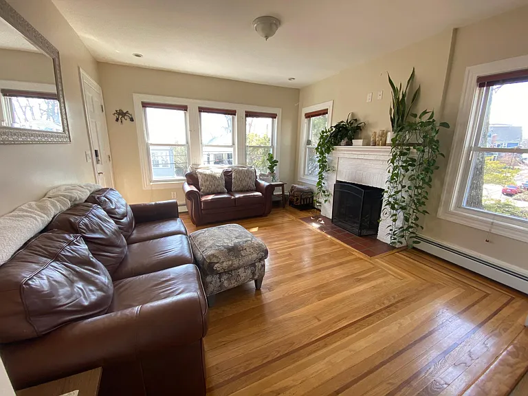 382 Morris Ave — Photo 16