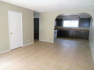 15893 Green Hill Dr APT 2, Victorville, CA 92394