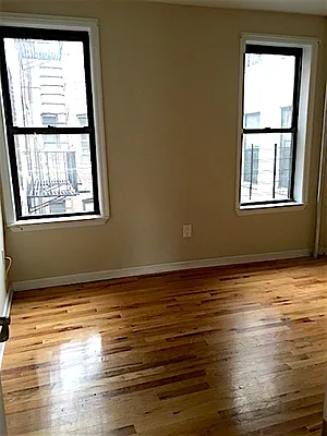 Rented by New Holland Residences | media 25