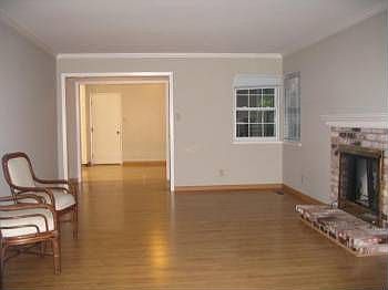 3rd image of 3352 Glendale Ave