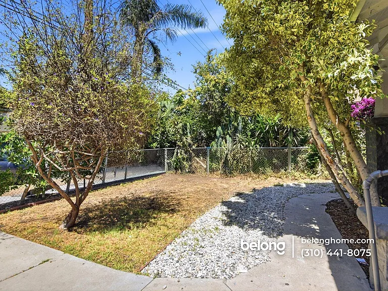 1478 W Vernon Ave #1 — Photo 18