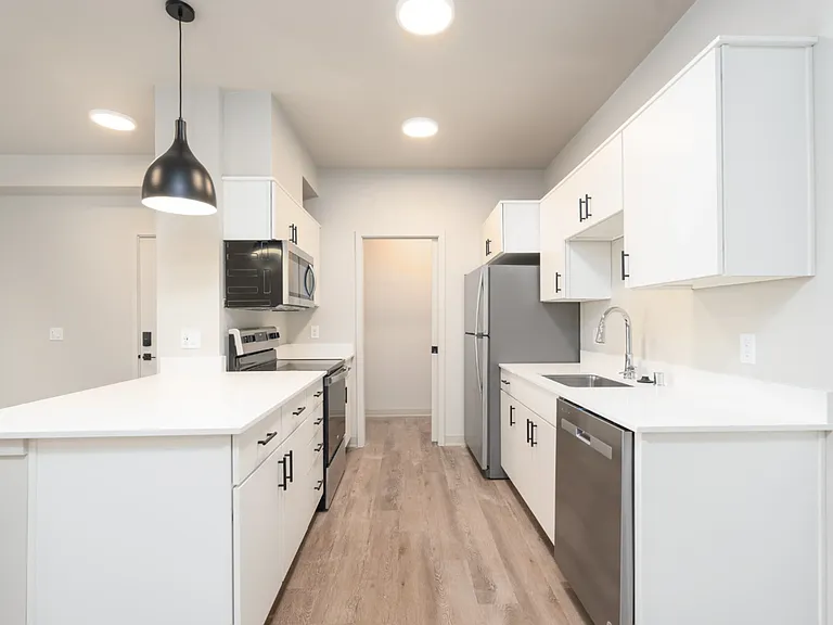 The Vicara Apartments & Townhomes — Photo 16