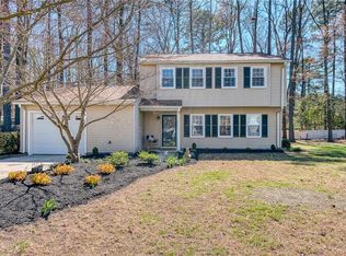 111 Melody Ln, Yorktown, VA 23692