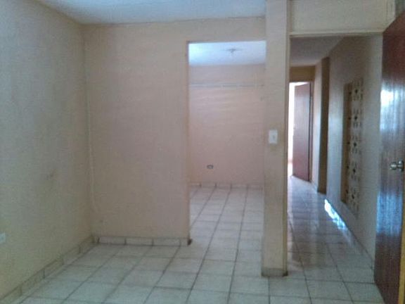 4th image of 1039 Calle Albizia