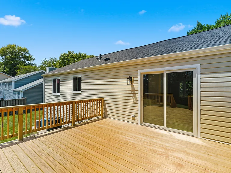 202 Leslie Ct #202 — Photo 39