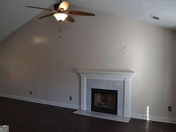 2nd image of 2849 Arendel Dr