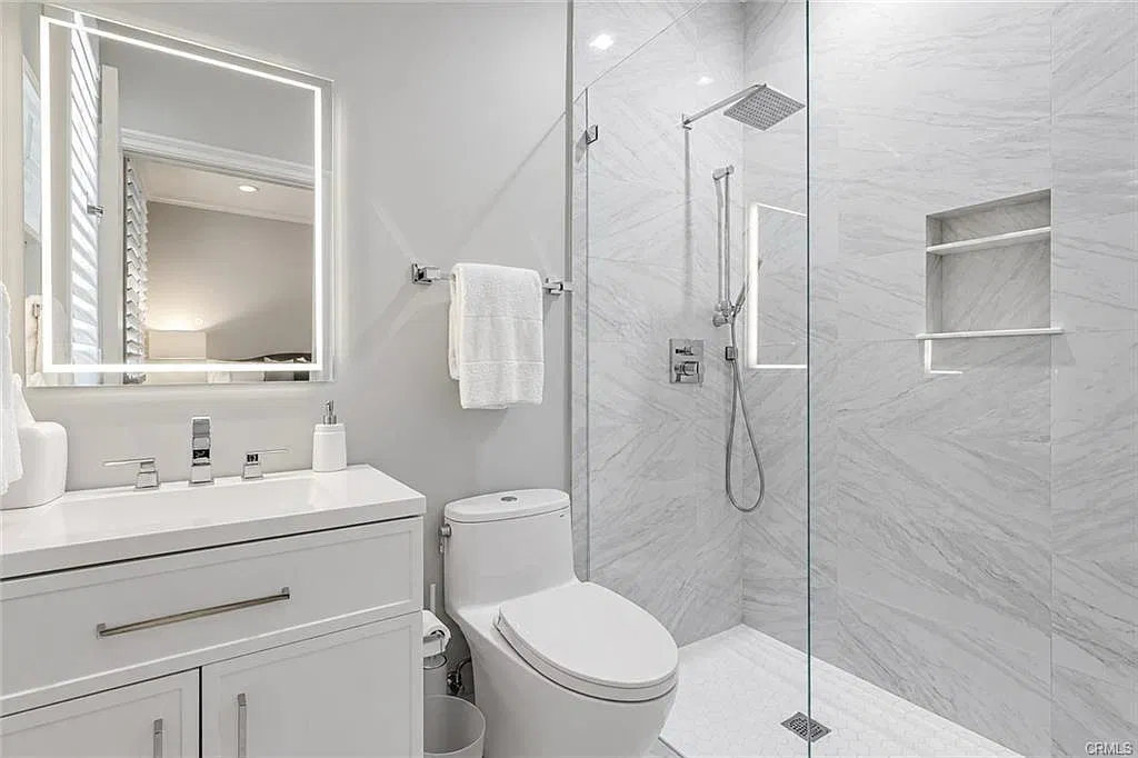 2 bed, 2.5 bath, 1485 sqft, $2,400 — Photo 2