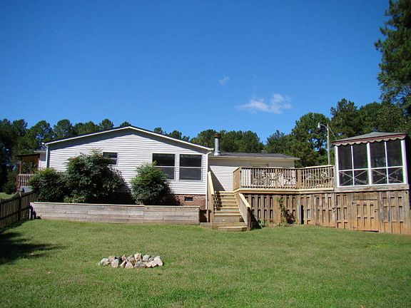 2nd image of 46 Cove Ln