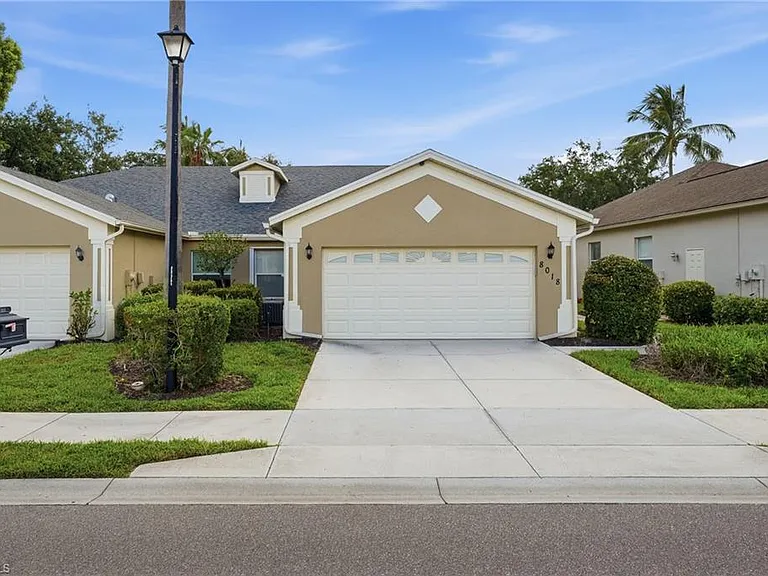 8018 Tauren Ct — Photo 1