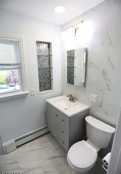 210 Walnut St #R — Photo 11