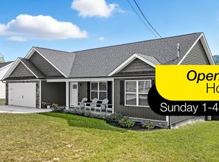 302 Luttrell Rd, Maynardville, TN 37807