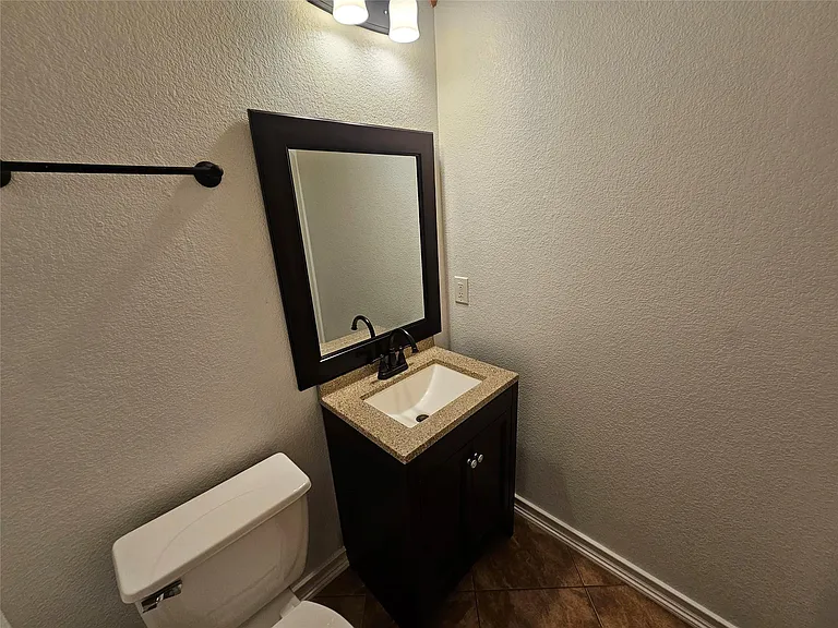 18212 Flathead Dr — Photo 10