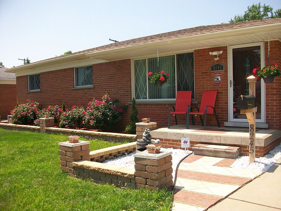 2nd image of 8245 Wormer St