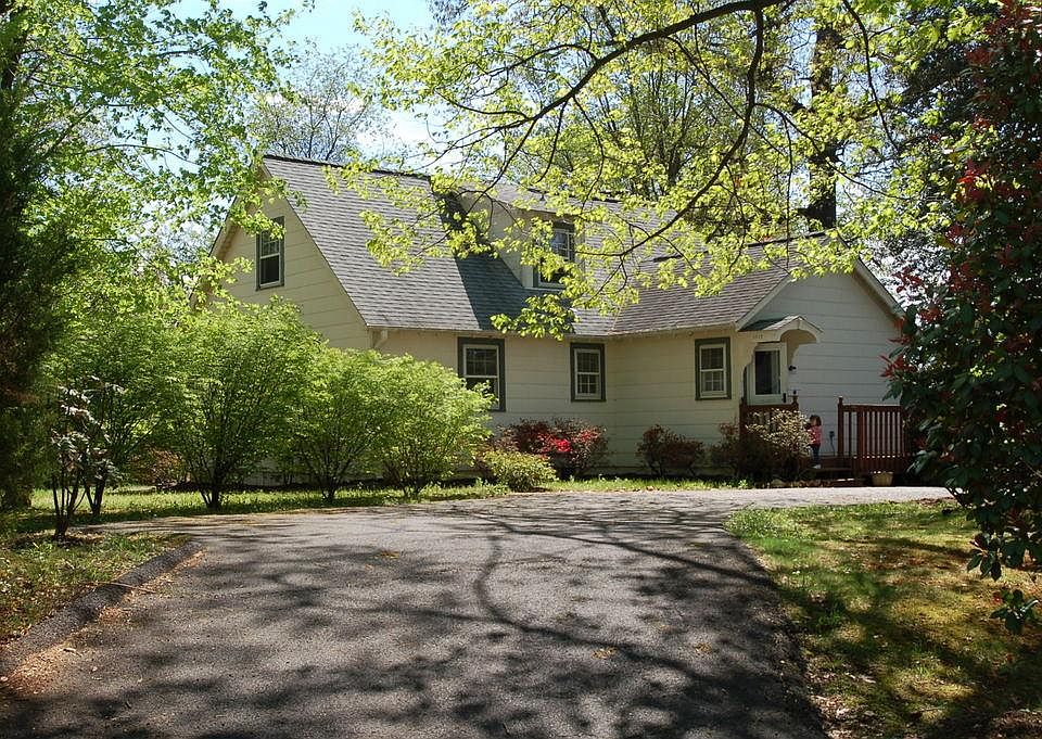 1st image of 1838 Olmstead Dr