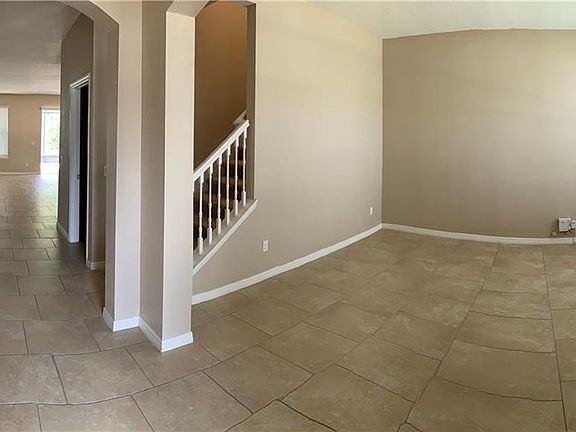 5th image of 227 Brunswick Dr