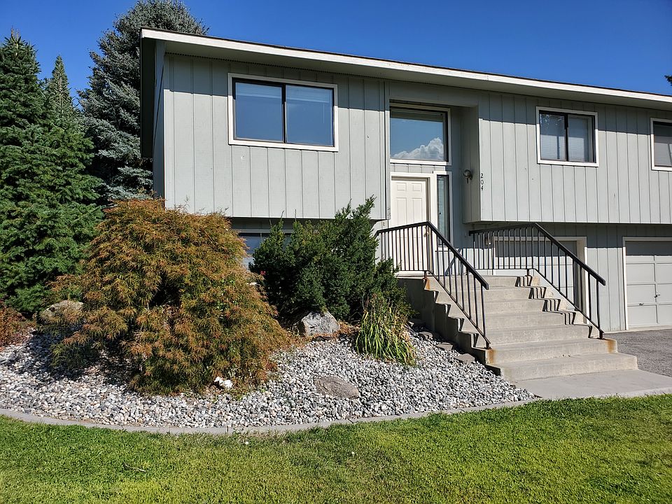 1st image of 206-206 Stull Ct NE