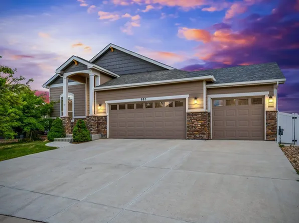 885 Shirttail Peak Dr, Windsor, CO 80550