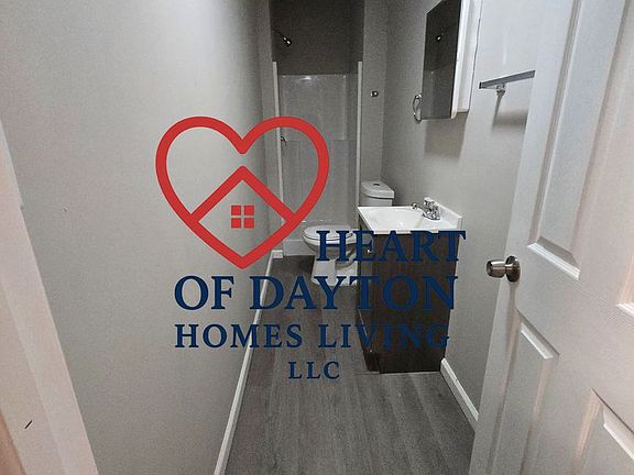 3rd image of 1736H E 3rd St