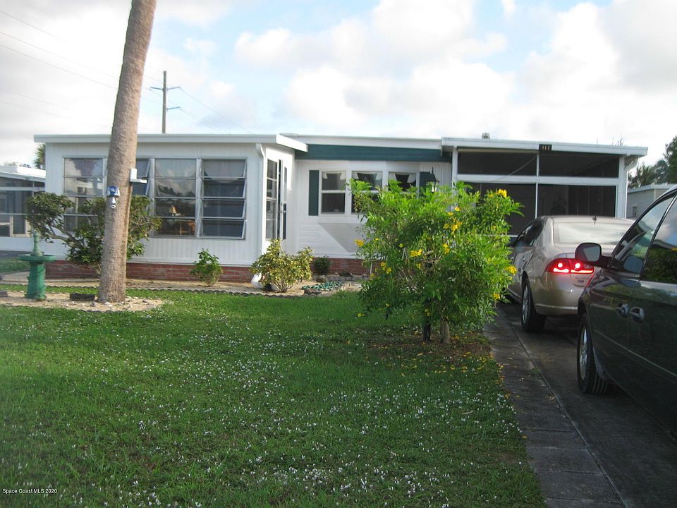 1st image of 411 Osprey Dr #2