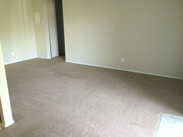 Cedarwood Estates Apartments — Photo 33