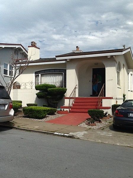 1st image of 154 Eastwood Dr