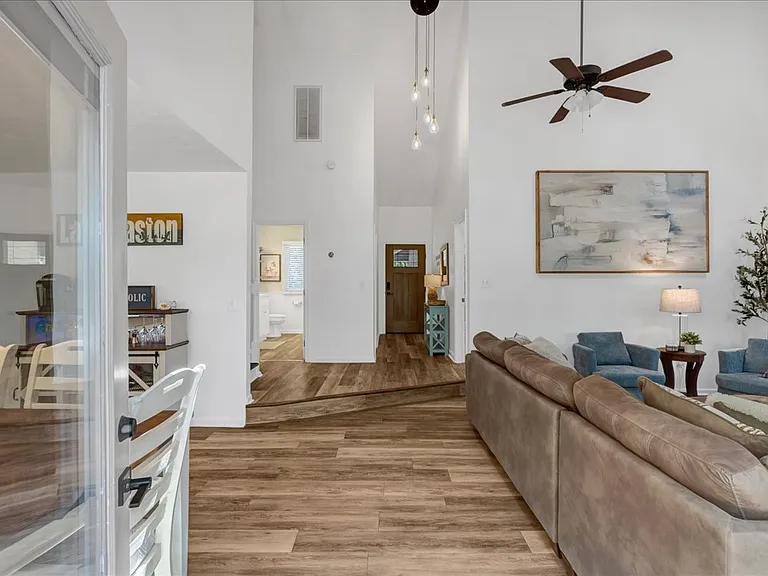 296 Milton Dr — Photo 21