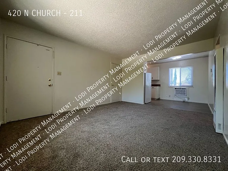 420 N Church St #211 — Photo 2