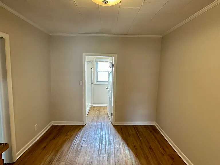 208 King St — Photo 8