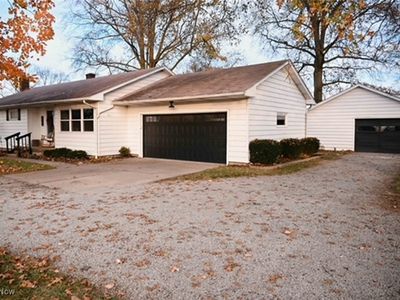 559 Dalton Fox Lake Rd, Dalton, OH, 44618