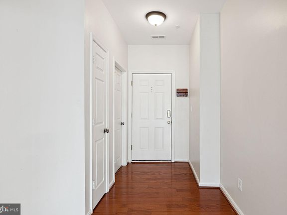 4th image of 3507 Piney Woods Pl APT B203