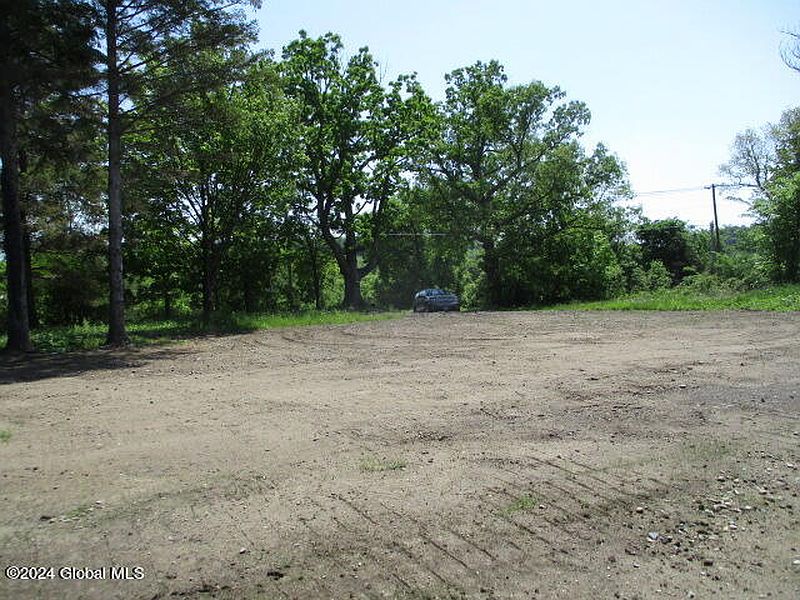 4th image of 61 Delano Road