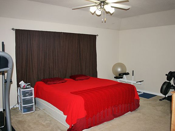 5th image of 233 Plantation Dr