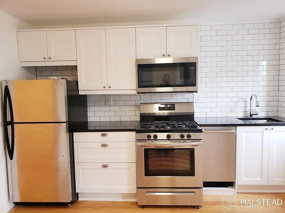 1st image of 1037 51st Ave Fl 3