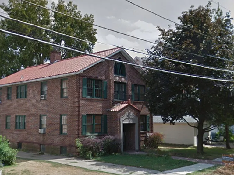 1111 N Church St — Photo 1