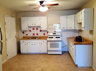 3196 N Milwaukee Ave #2F, Chicago, IL 60618