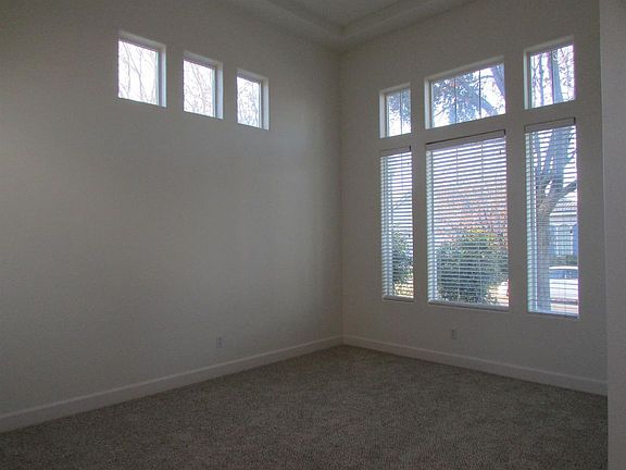 5th image of 1790 Charm Way