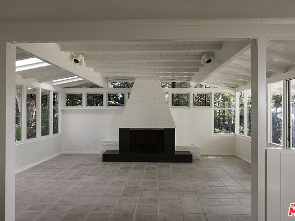 2nd image of 319 Sumac Ln