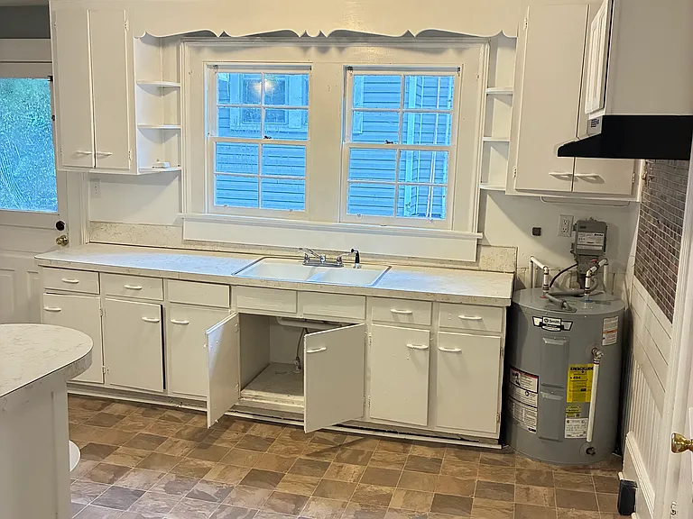 401 Kenan St W #401 — Photo 10