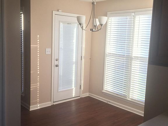 5th image of 129 Clover Valley Dr