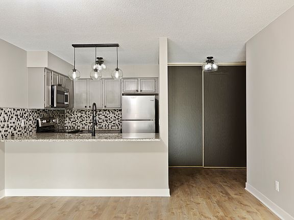 3rd image of 2292 Pinehurst Ln