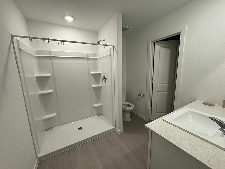 3057 Ashbrook Ln — Photo 2