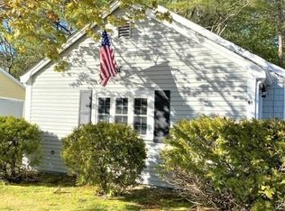 41 Gitche Gumee Rd, Buzzards Bay, MA 02532