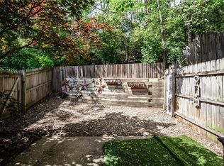 5516 NW 66th Ter, Kansas City, MO 64151