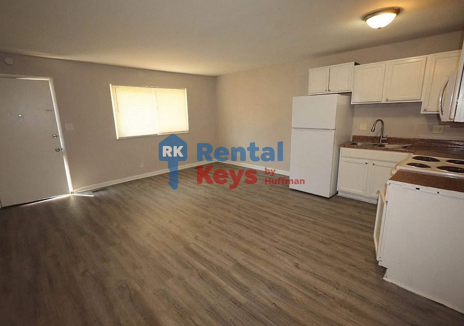 Crescent Court Apartments | One Bedroom — Photo 4