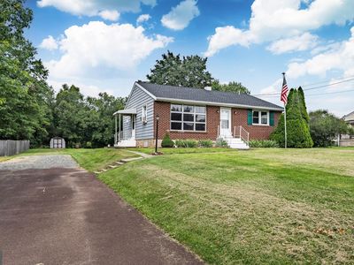 3005 N Charlotte St, Gilbertsville, PA, 19525